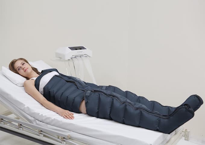 Лимфодренажный аппарат Doctor Life Mark 300 (2 манжеты для ног, 1 манжета на талию, 1 манжета для руки)