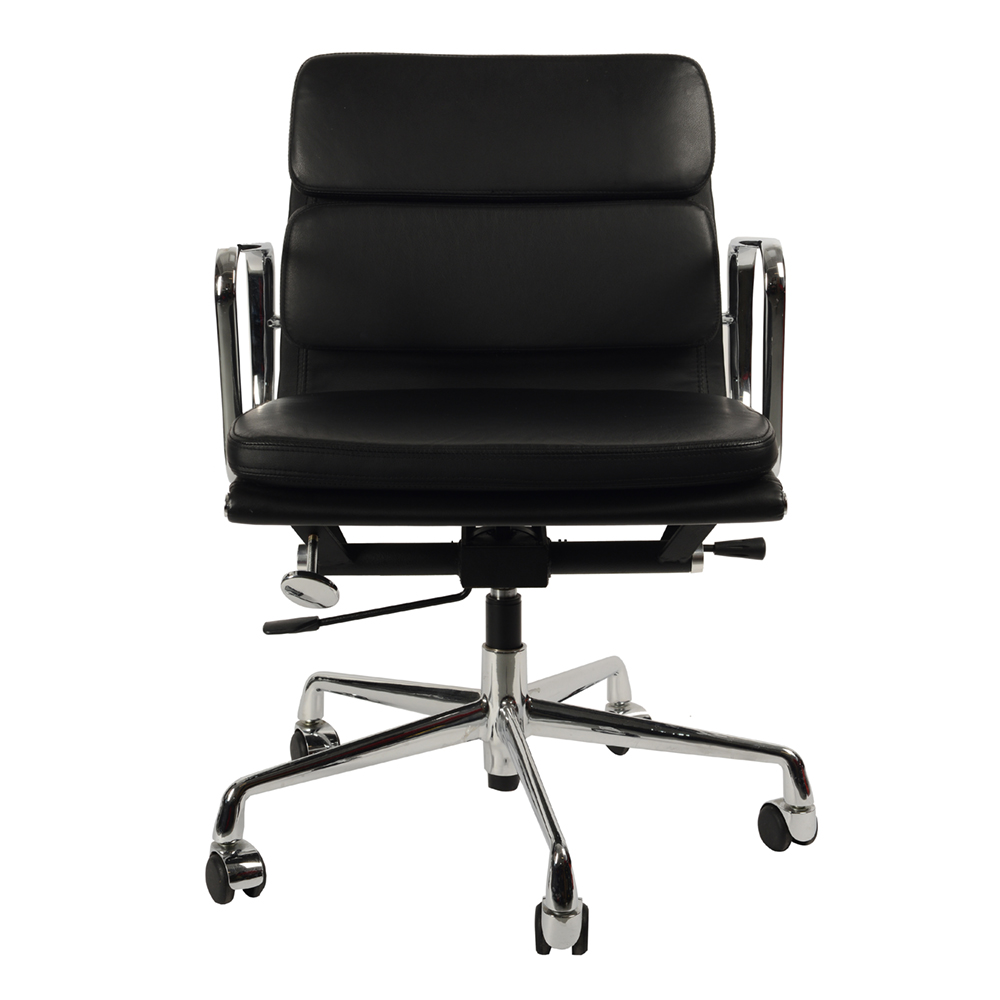 Эргономичное кресло Eames Soft Pad Office Chair EA 217, черная кожа