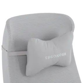 Офисное массажное кресло Ergonova MeWork Ivory